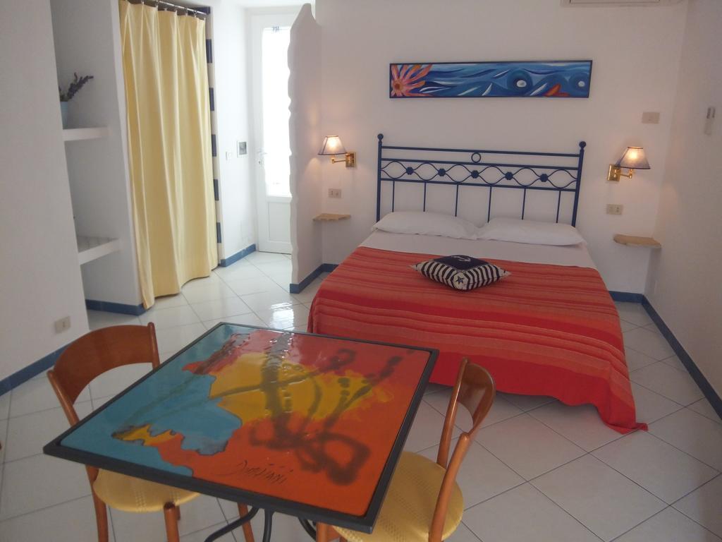 Villa Flavia - Adults Only Ponza Exteriér fotografie